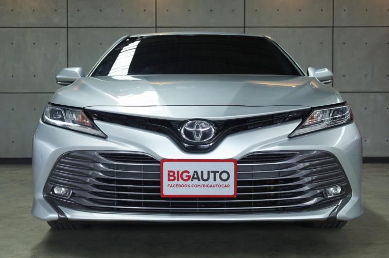 TOYOTA Camry 2019
