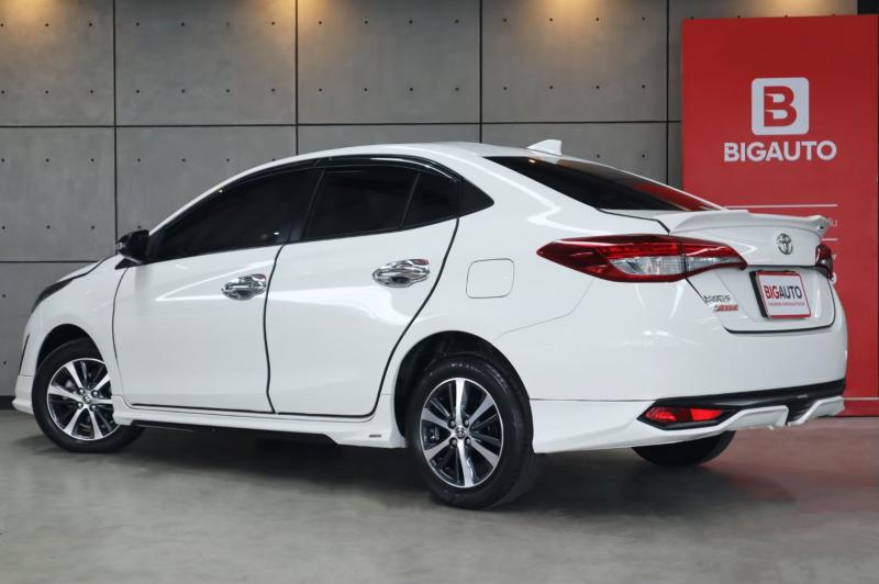 TOYOTA Yaris Ativ 1.2 High 2020