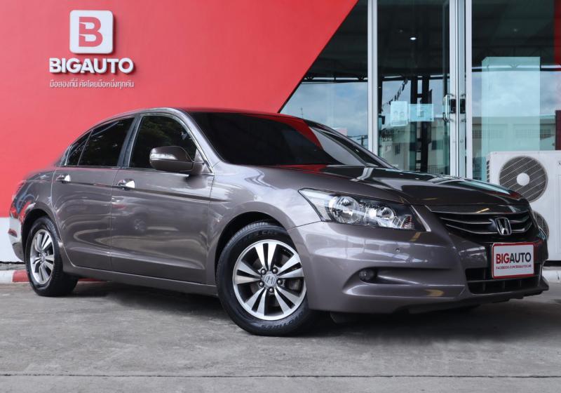 HONDA Accord 2011