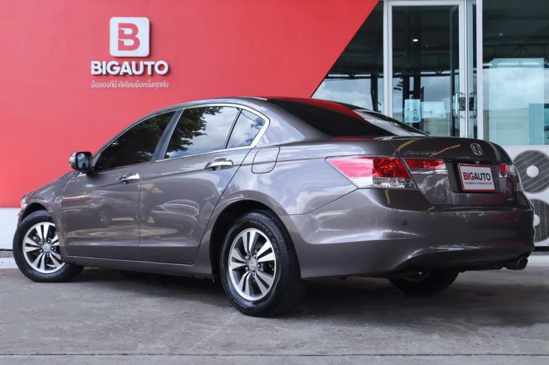 HONDA Accord 2011