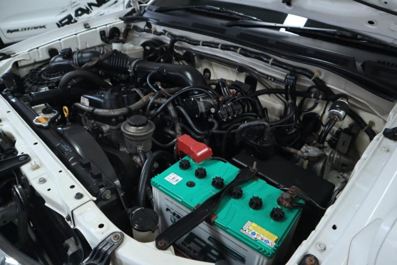 TOYOTA Fortuner 2011
