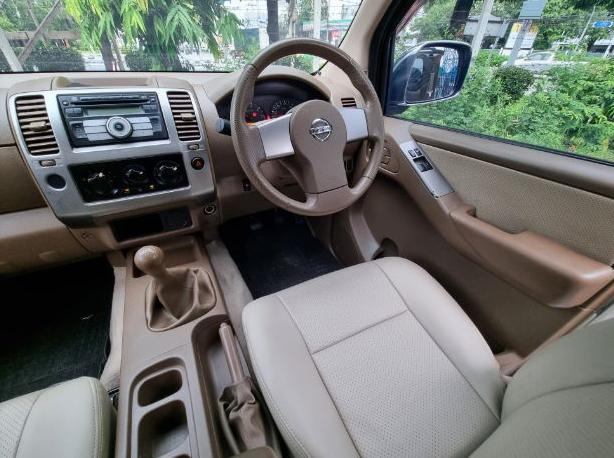 NISSAN 2.5 LE Grand 2009