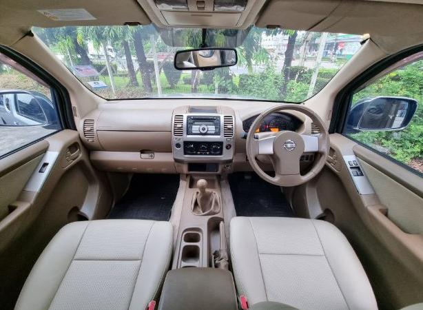 NISSAN 2.5 LE Grand 2009