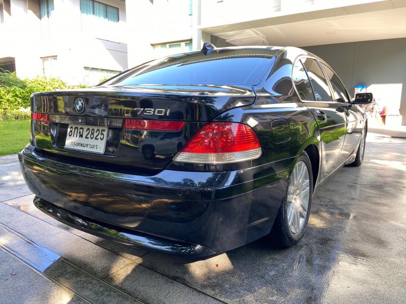 BMW Siries7 2011