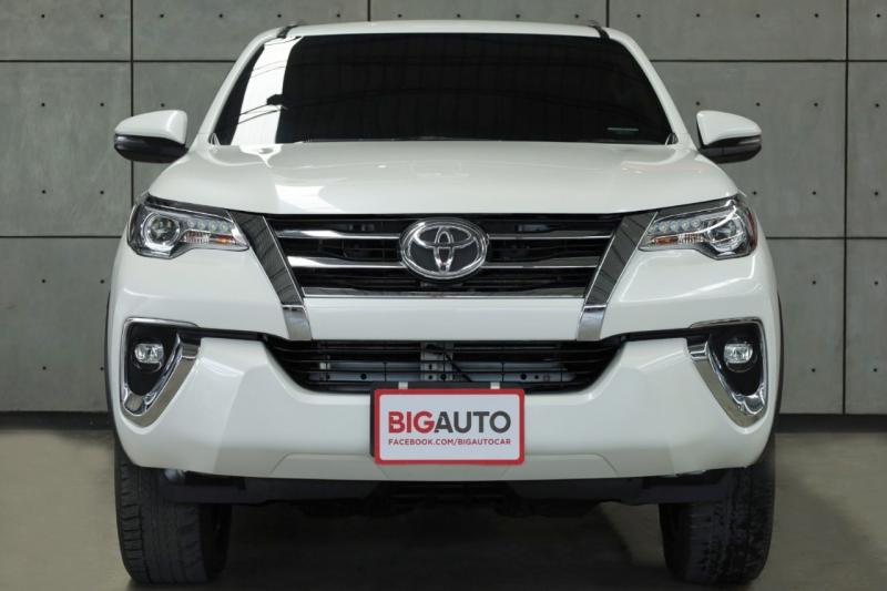 TOYOTA Fortuner 2018