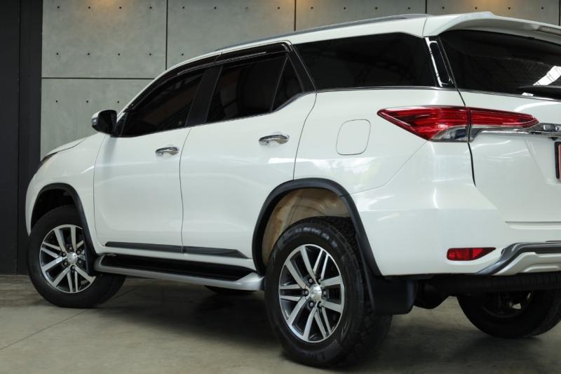 TOYOTA Fortuner​ 2018