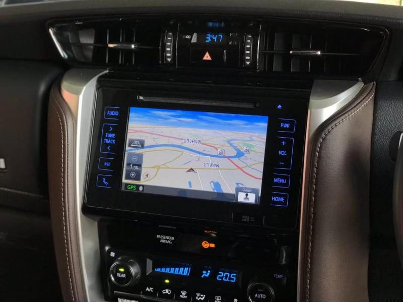 TOYOTA Fortuner 2018