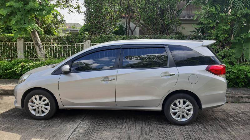 HONDA Mobilio 2015