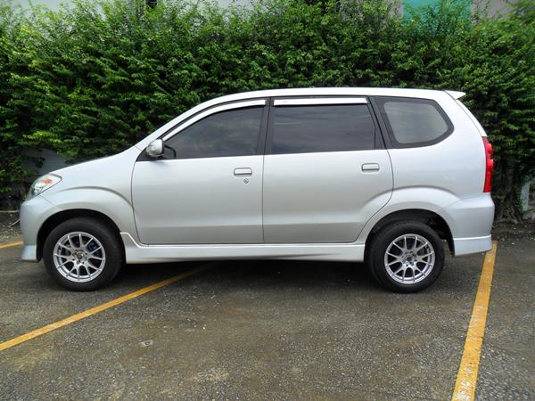 TOYOTA Avanza 2008