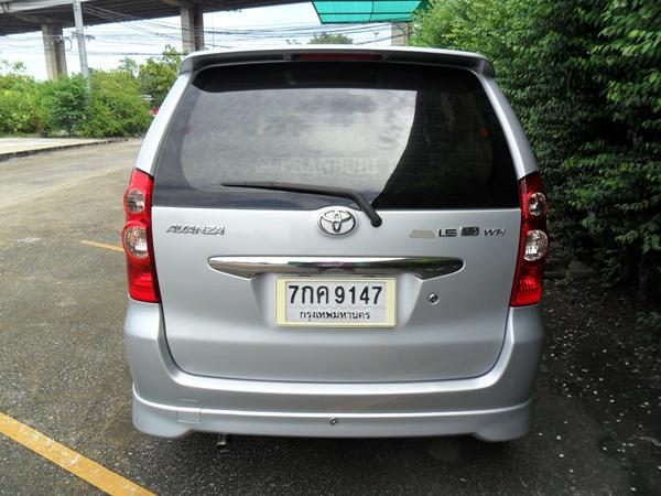 TOYOTA Avanza 2008