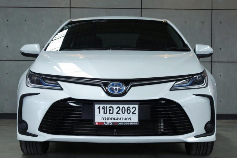 TOYOTA Altis 1.8 Hybrid 2021