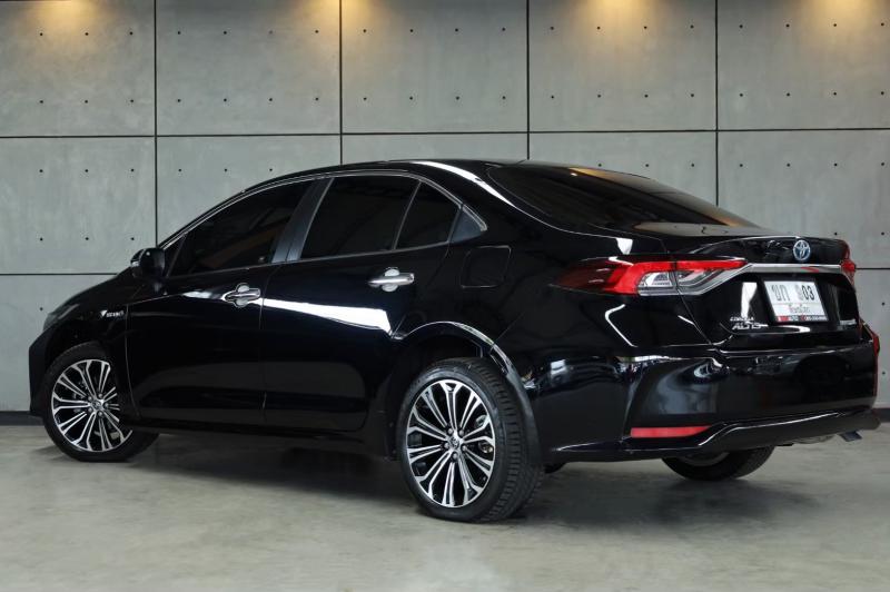 TOYOTA Altis 1.8 Hybrid 2020
