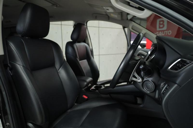 MITSUBISHI Pajero 2021