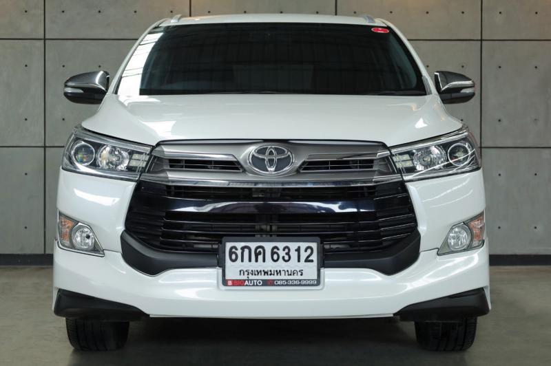 TOYOTA INNOVA 2.8 V 2017