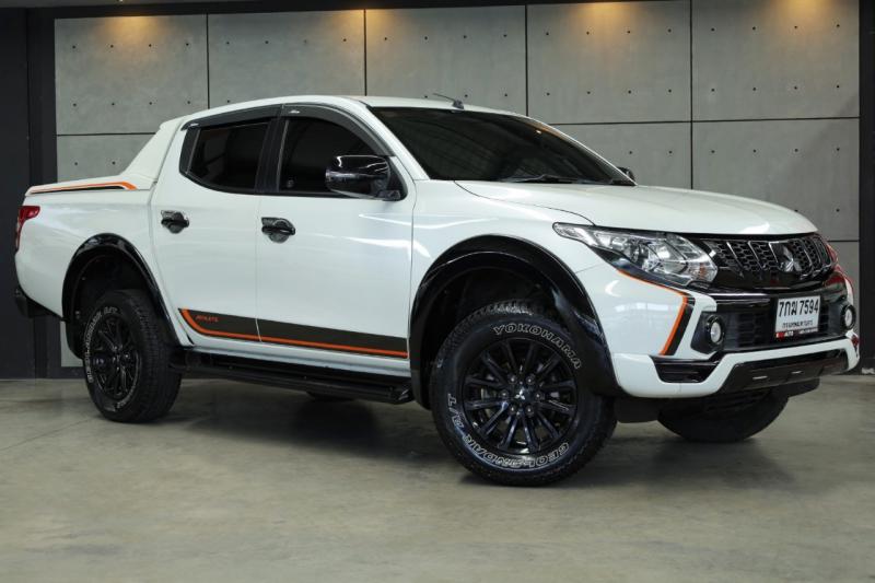 MITSUBISHI TRITON Plus ATHLETE  2018