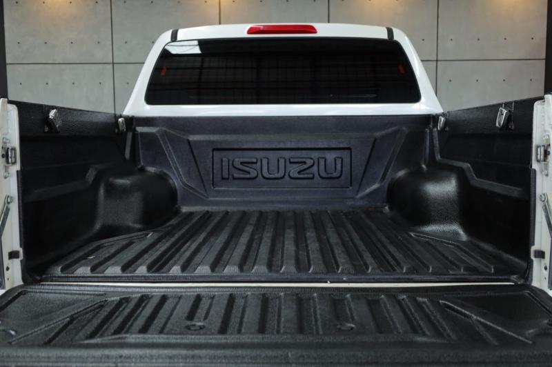 ISUZU D max​ 2020