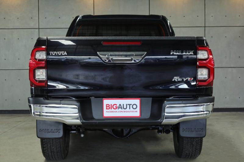 TOYOTA Revo 2021