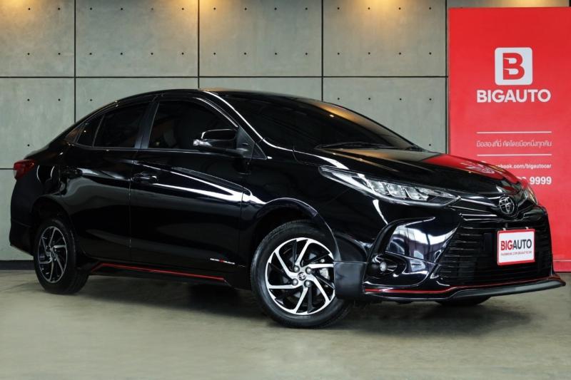 TOYOTA Yaris 2021