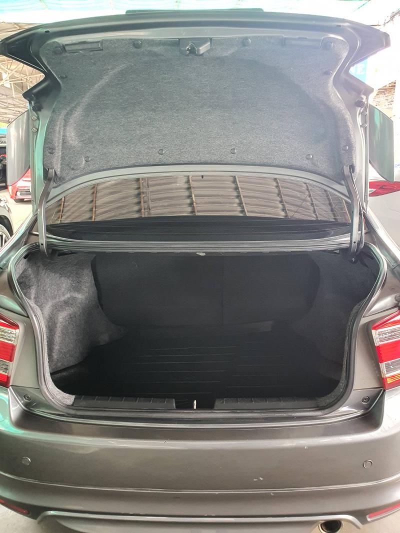 HONDA City 1.5 SV 2012