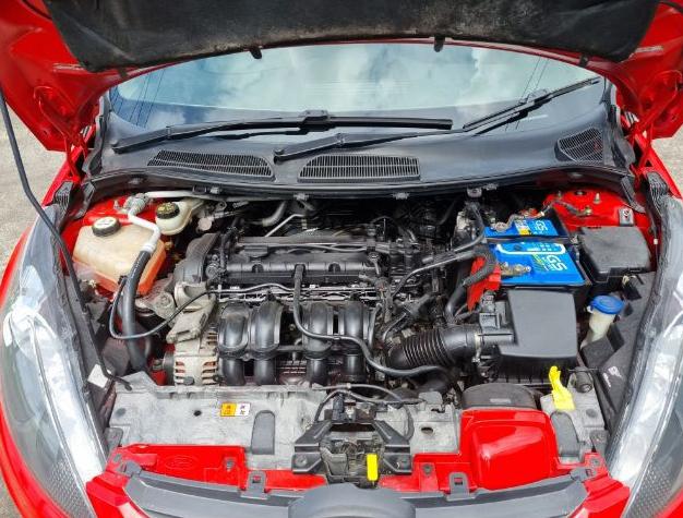 FORD Fiesta 1.6 Sport 2013