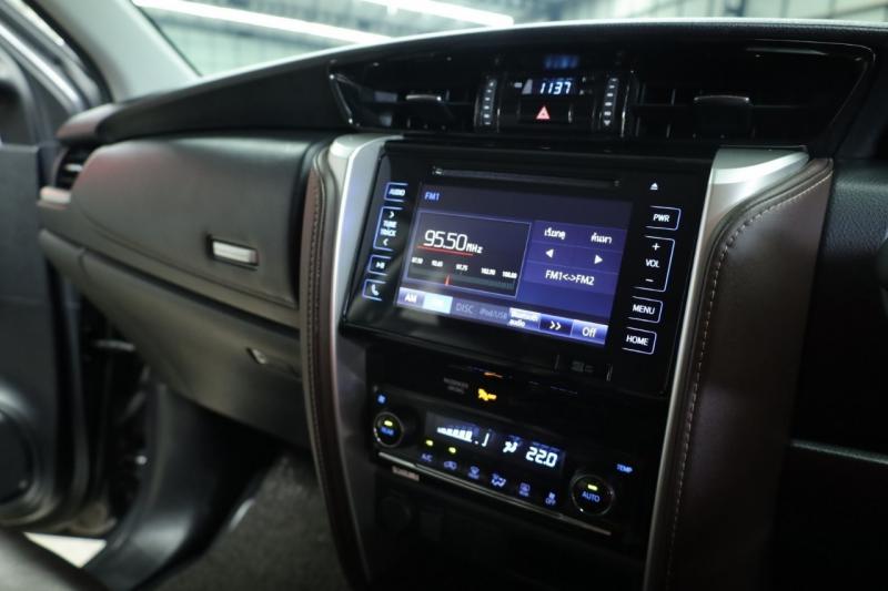 TOYOTA Fortuner 2019
