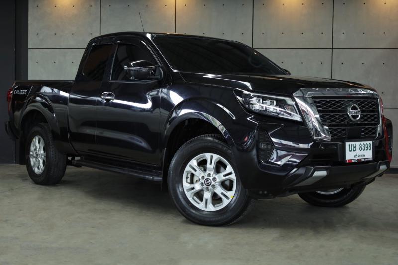 NISSAN Navara 2021