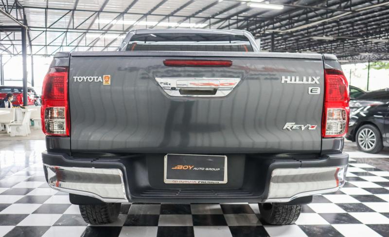 TOYOTA HILUX REVO 2019