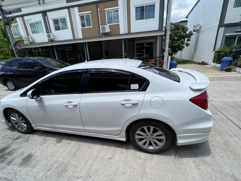 HONDA Civic fb 2013