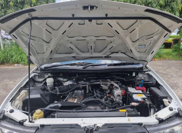 MITSUBISHI Triton 2.4 CNG 2014