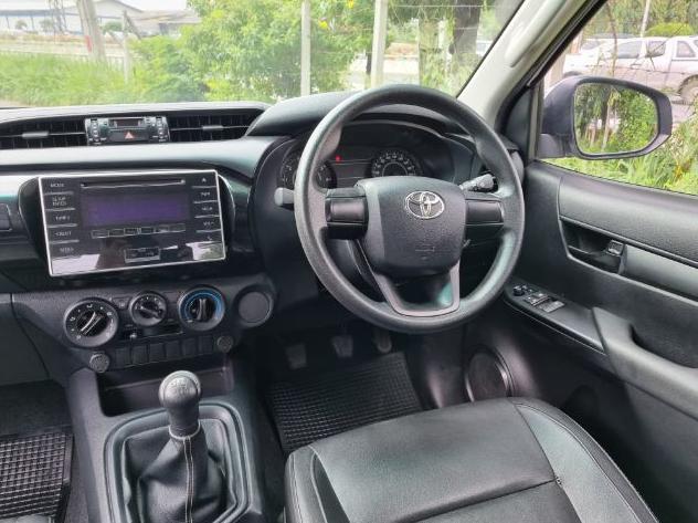 TOYOTA Hilux Revo 2.4 E 2019