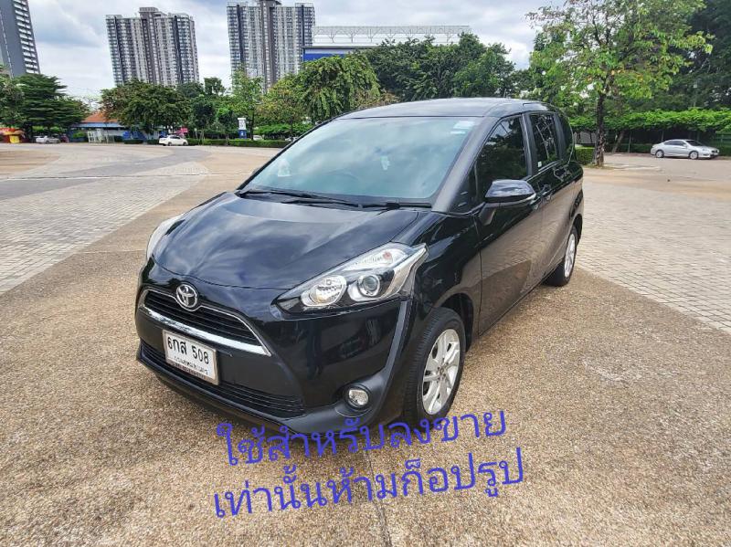 440,000  Toyota​Sienta มือเดียว​ใช้เองคะ​ ปี2017