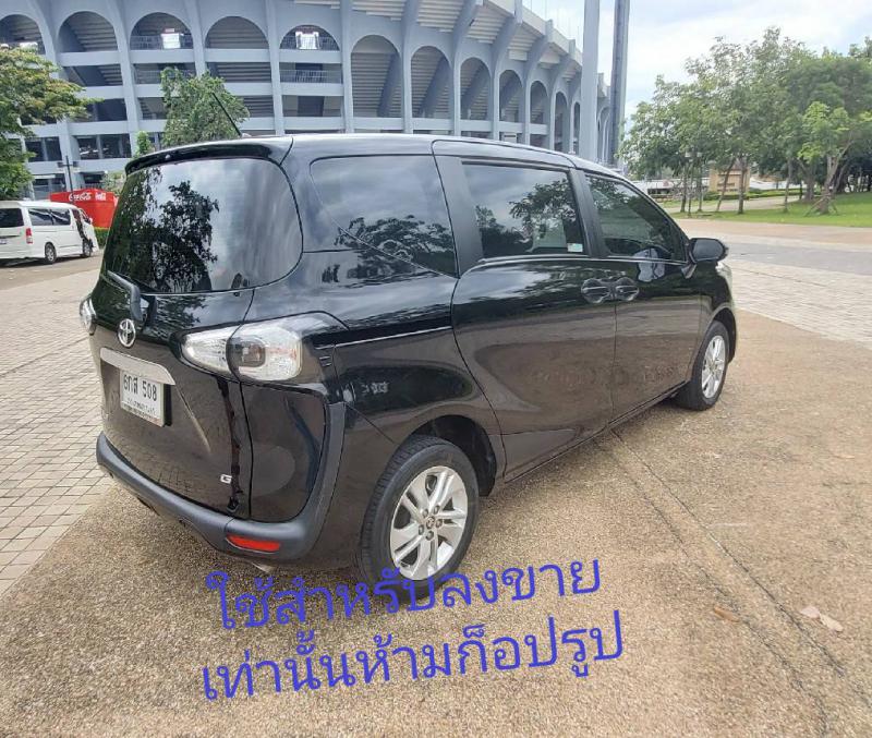 440,000  Toyota​Sienta มือเดียว​ใช้เองคะ​ ปี2017