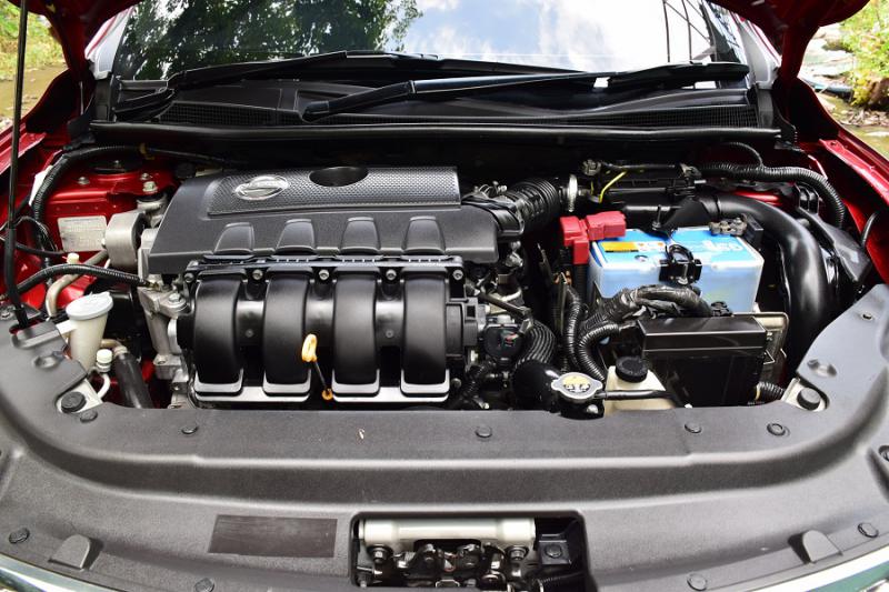 NISSAN 1.8V 2012