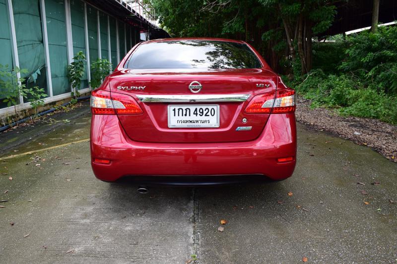 NISSAN 1.8V 2012