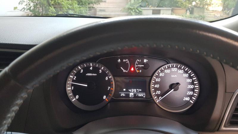 NISSAN Sylphy 1.8V 2013