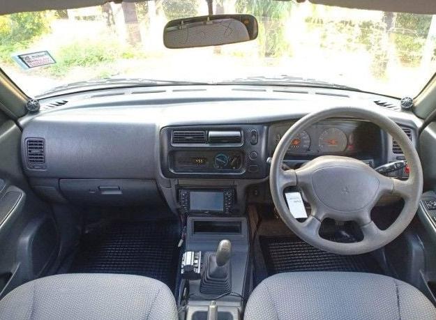 MITSUBISHI L200-Strada  2002