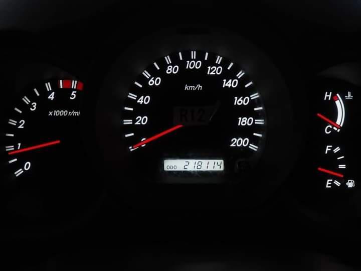 TOYOTA TOYOTA HILUX VIGO 2010