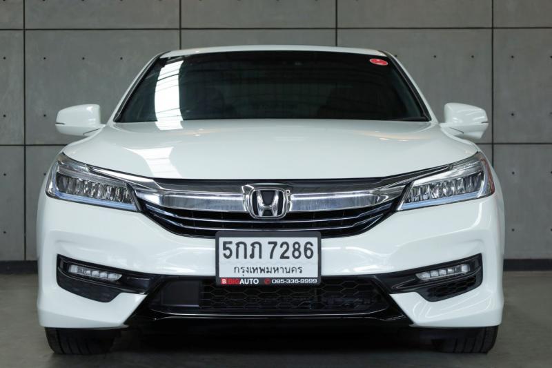 HONDA Accord  2016