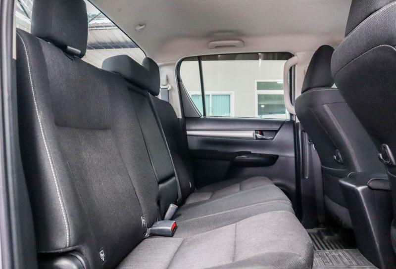 TOYOTA 2.4 E D-CAB 2019