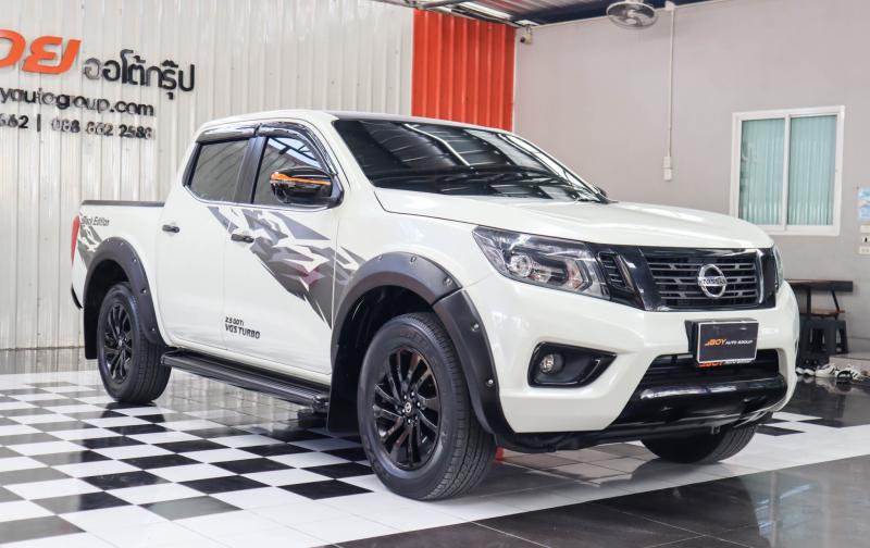 NISSAN NAVARA NP 300 2020
