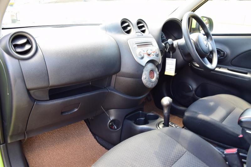 NISSAN V รองท็อป 2010