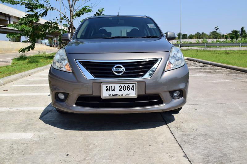 NISSAN VLท็อปออฟชั่นส์ 2012