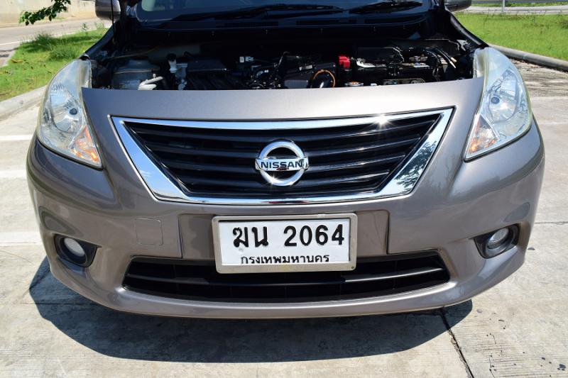 NISSAN VLท็อปออฟชั่นส์ 2012