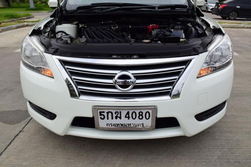 NISSAN E  2012