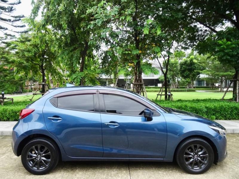 MITSUBISHI Mazda2 2018