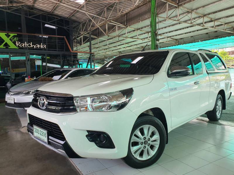 TOYOTA Hilux Revo 2.4E  2018