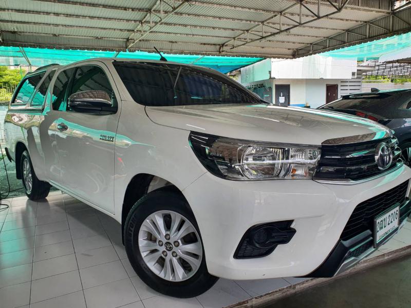 TOYOTA Hilux Revo 2.4E  2018