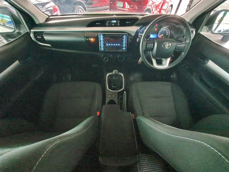 TOYOTA Hilux Revo 2.4E 2018