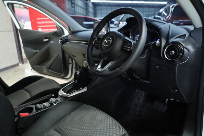 MAZDA 2 2018