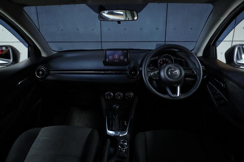 MAZDA 2 2018